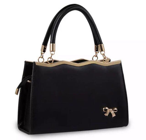 Black Wavetop Handbag